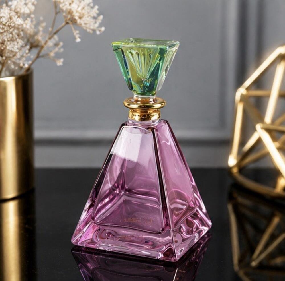 Vintage Illusions Amethyst Pyramid Shape Crystal Perfume Bottle Gold Rim 3" X 5"
